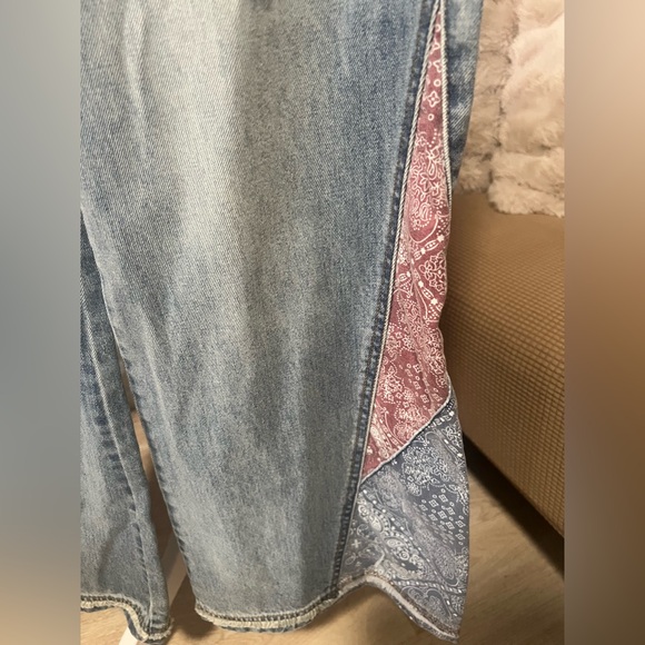 Easel pants - Picture 3 of 5